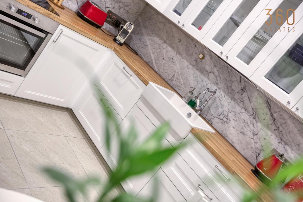 Appartement A Lovely 2br Maisonette With Private Terrace & Bbq By 360 Estates *